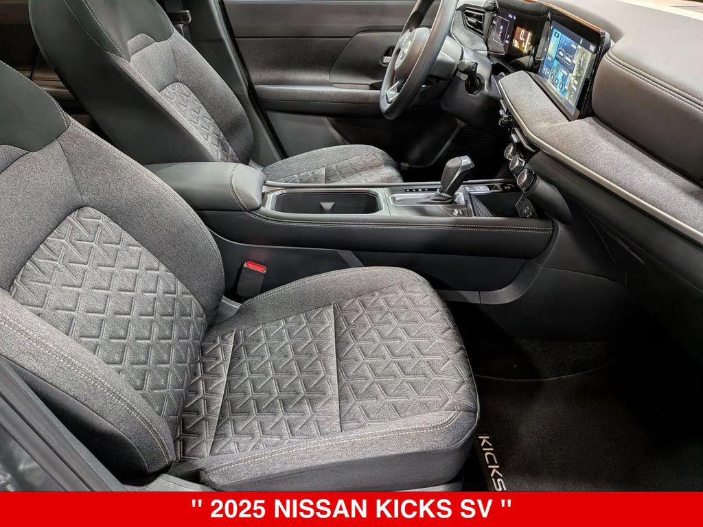 Certified 2025 Nissan Kicks SV w/ SV Premium Package AWD/4WD image 34