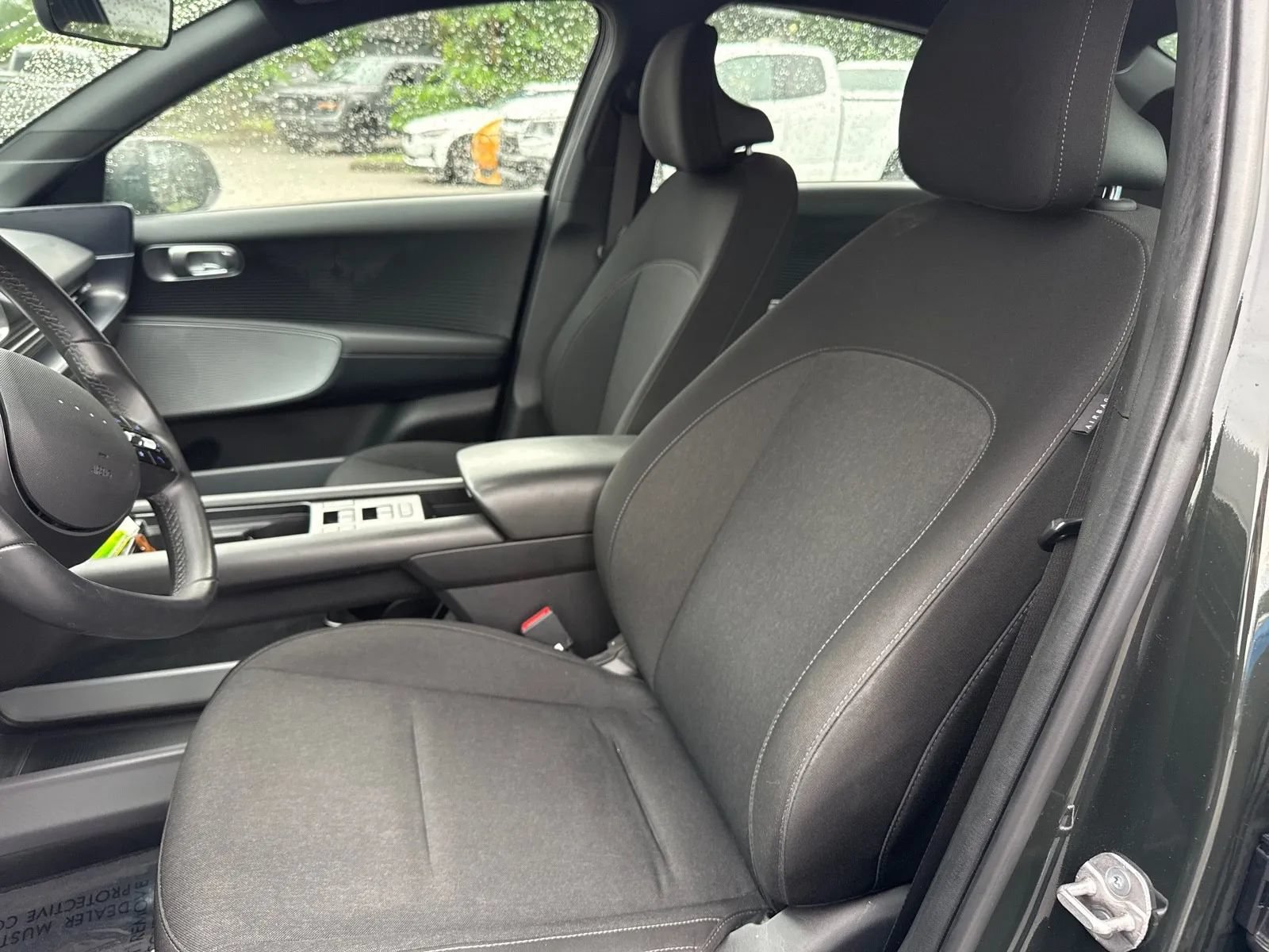 Used 2024 Hyundai Ioniq 6 SE RWD image 12