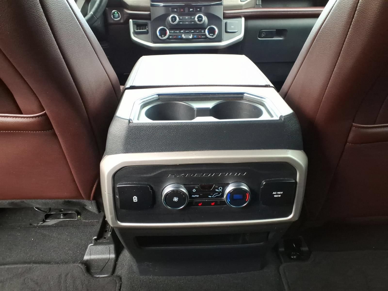 Used 2024 Ford Expedition Max Limited AWD/4WD image 31