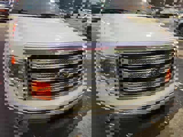 Used 2013 Ford F150 Lariat w/ Luxury Equipment Group image 11