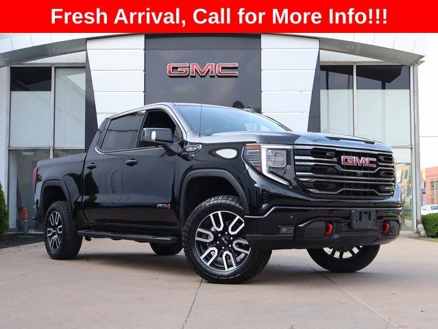 Used 2023 GMC Sierra 1500 AT4 w/ Technology Package AWD/4WD image 1