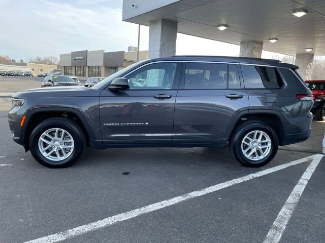 Used 2025 Jeep Grand Cherokee L Laredo image 8