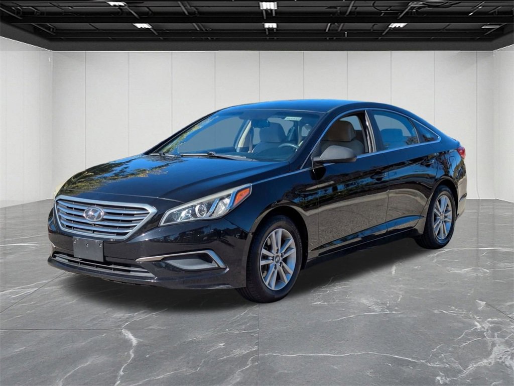 Used 2016 Hyundai Sonata SE w/ Cargo Package