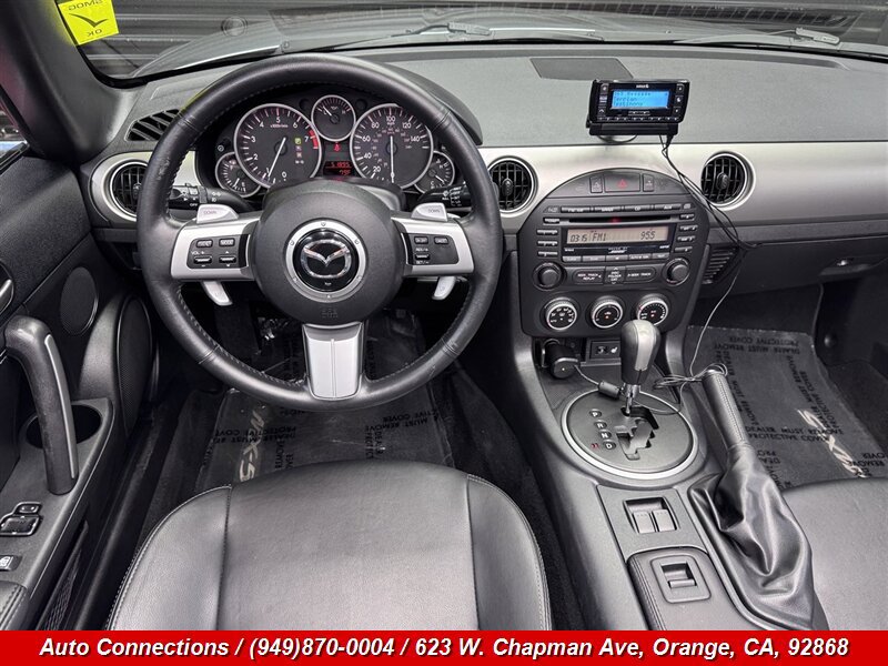 Used 2011 MAZDA MX-5 Miata Grand Touring w/ Premium Pkg RWD image 16