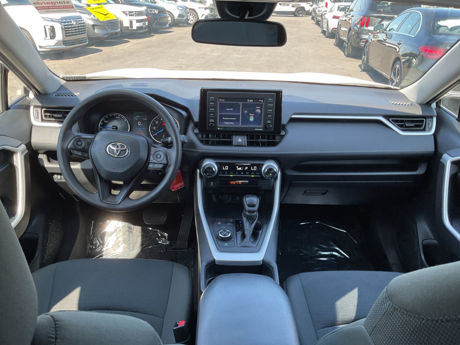 Used 2021 Toyota RAV4 LE AWD/4WD image 17