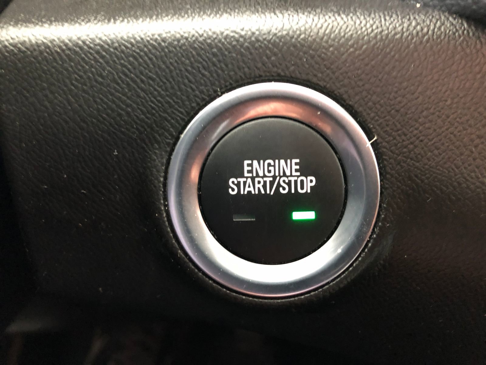 Used 2024 GMC Terrain Denali w/ Denali Premium Package image 32