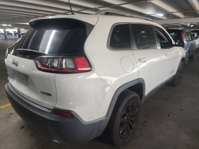 Used 2019 Jeep Cherokee Latitude Plus w/ Comfort/Convenience Group AWD/4WD image 3