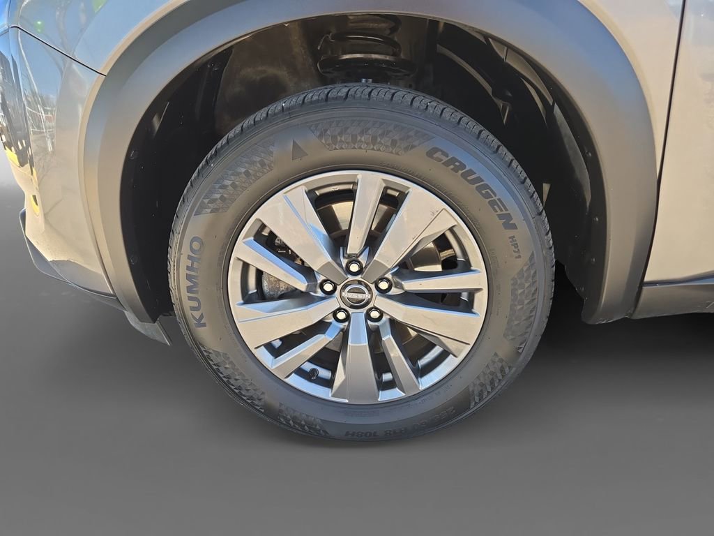 Used 2024 Nissan Pathfinder SV image 15