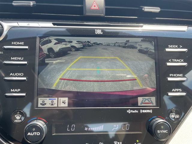 Used 2020 Toyota Camry XLE w/ Sunroof Package FWD image 20