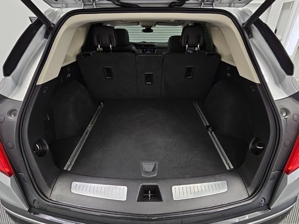 Used 2018 Cadillac XT5 Premium Luxury AWD/4WD image 34