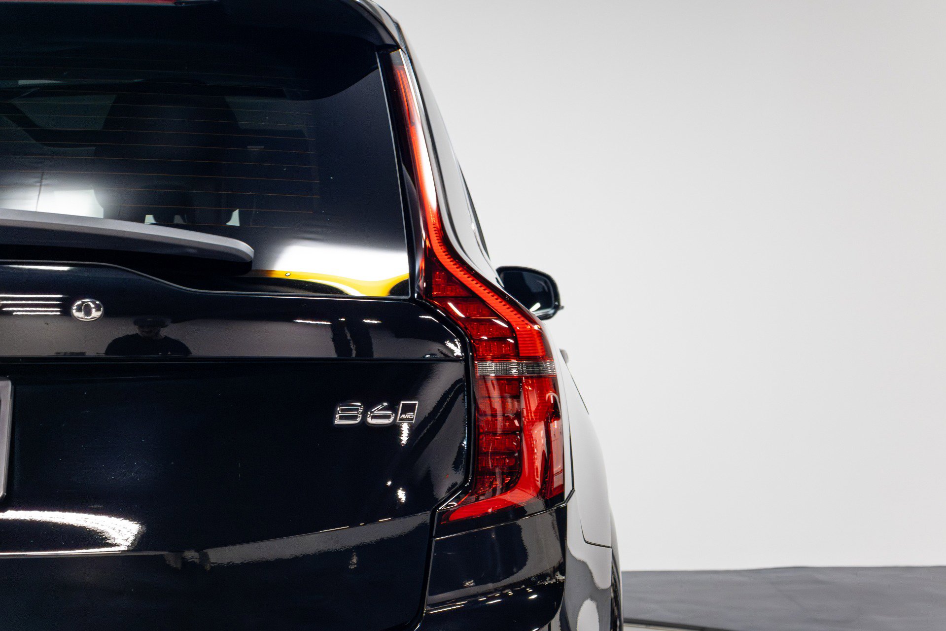 Used 2025 Volvo XC90 B6 Plus image 58