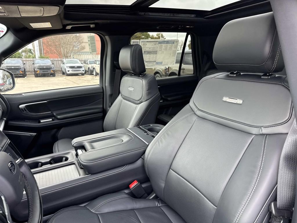 New 2025 Ford Expedition Platinum w/ Stealth Performance Package image 6