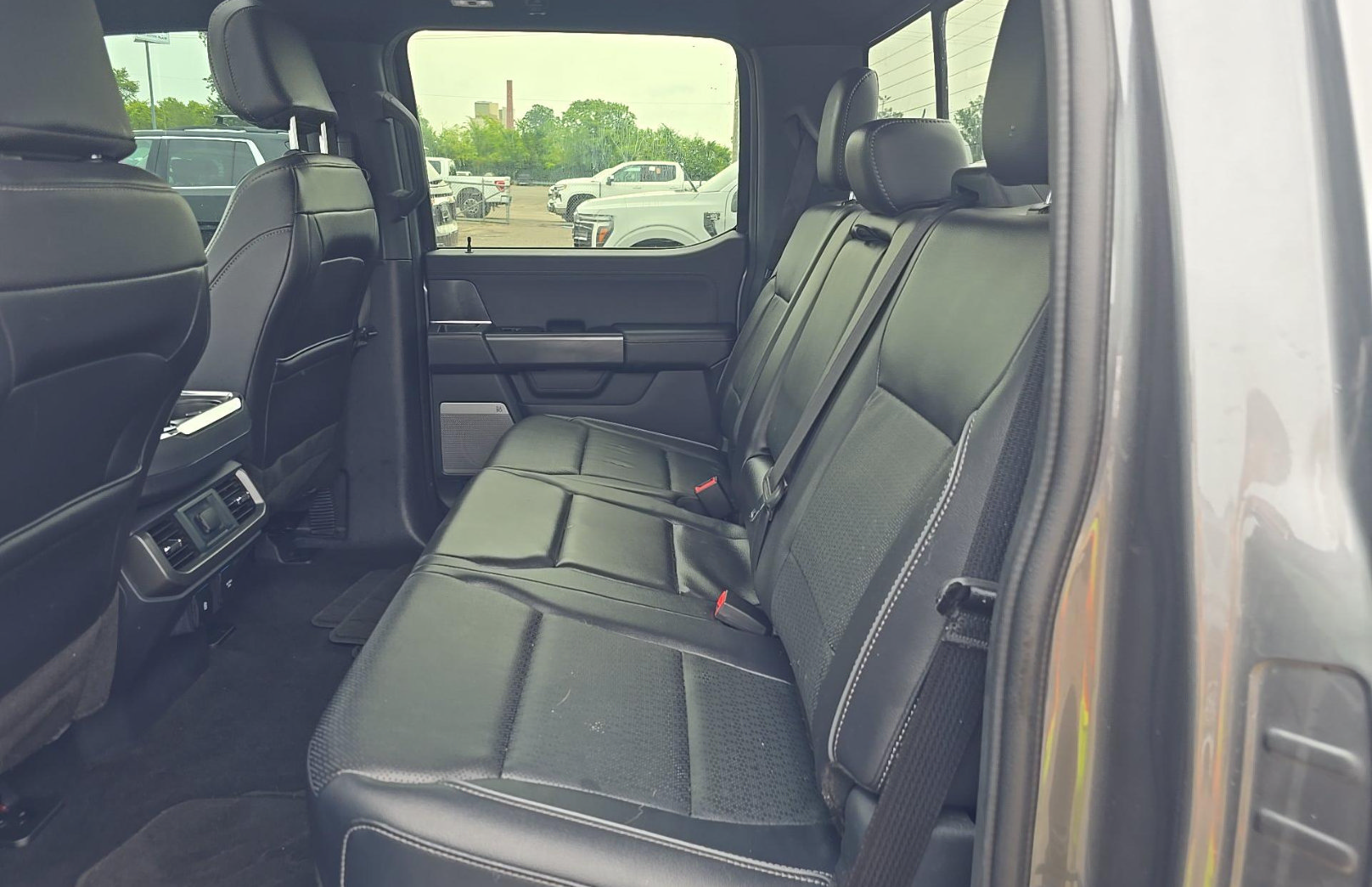 Used 2024 Ford F150 Lariat w/ Bed Utility Package AWD/4WD image 14