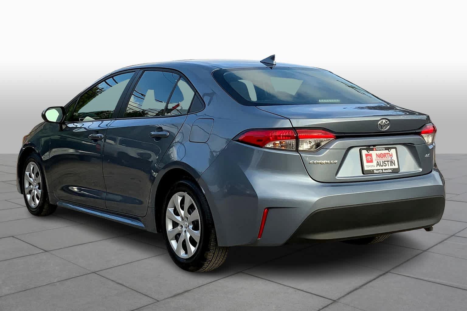 Used 2023 Toyota Corolla LE FWD image 12