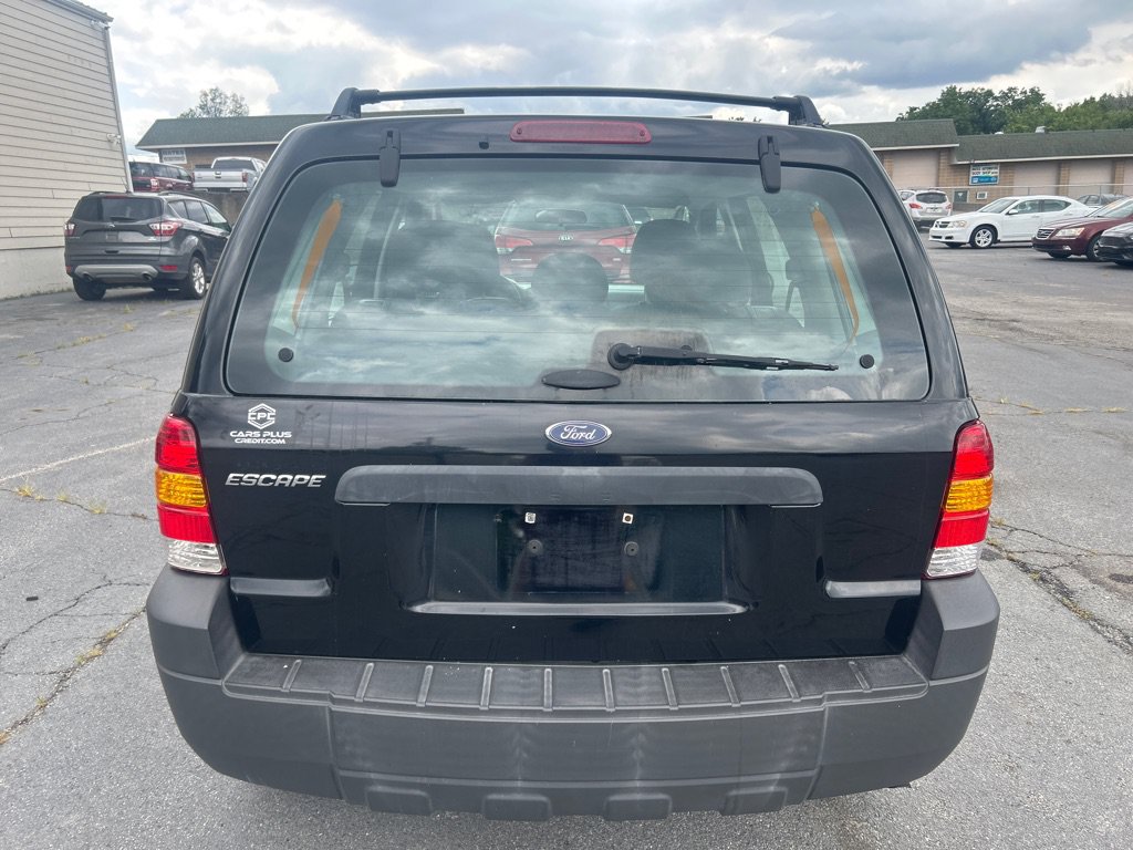 Used 2007 Ford Escape XLS AWD/4WD image 7