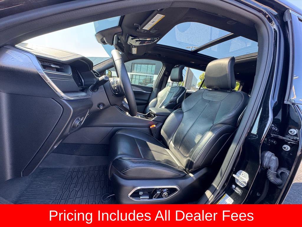 Used 2022 Jeep Grand Cherokee L Overland w/ Luxury Tech Group IV RWD image 20