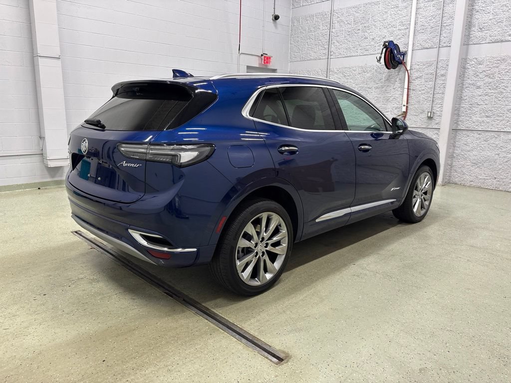 Used 2023 Buick Envision Avenir AWD/4WD image 4