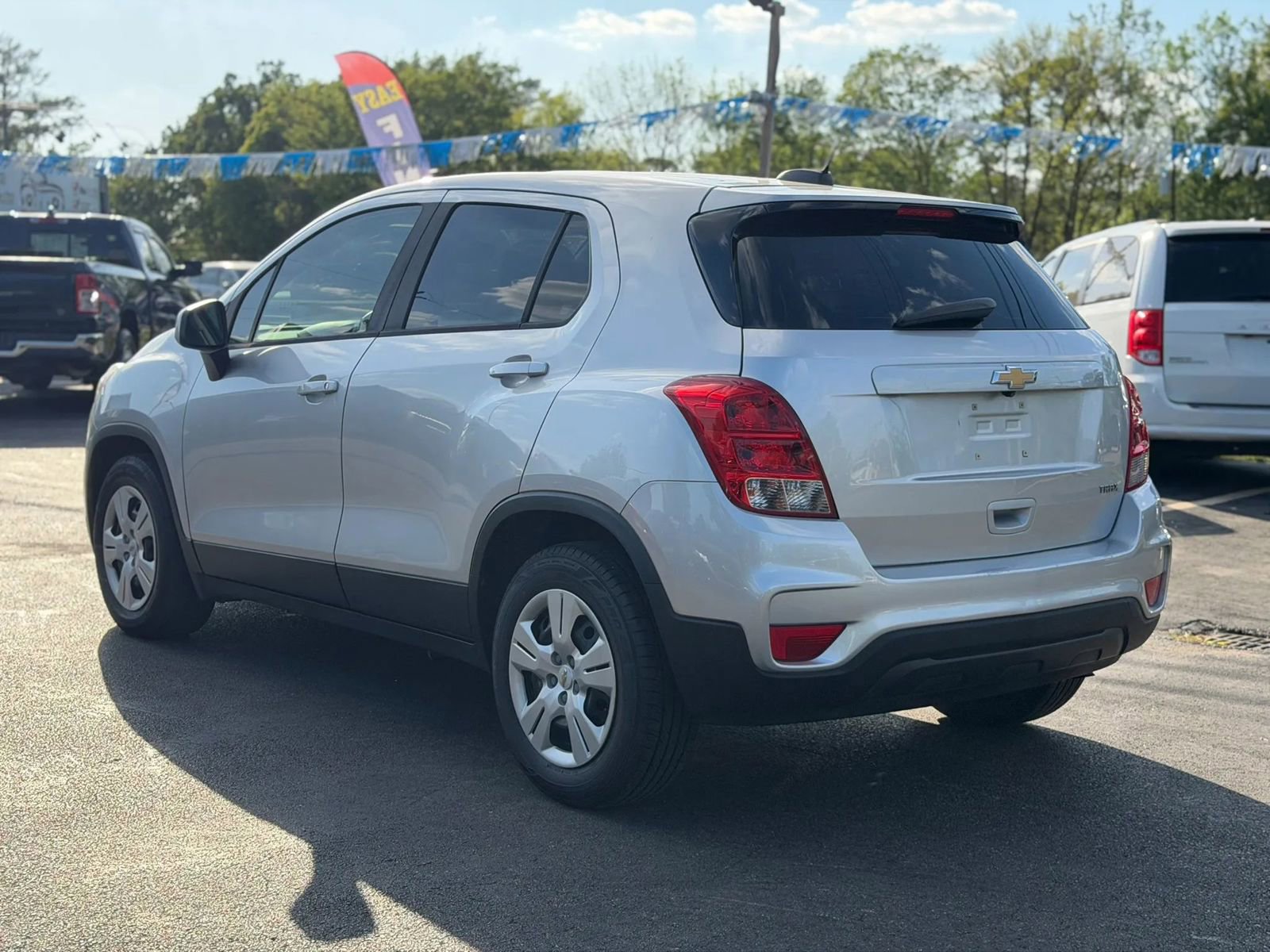 Used 2018 Chevrolet Trax LS image 7