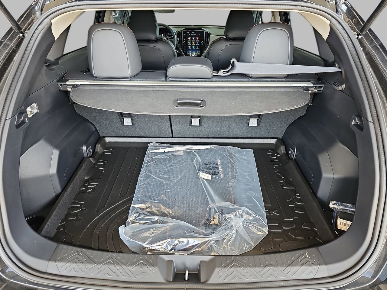 Certified 2025 Subaru Crosstrek 2.5i Limited w/ Crosstrek Mirror Package image 15