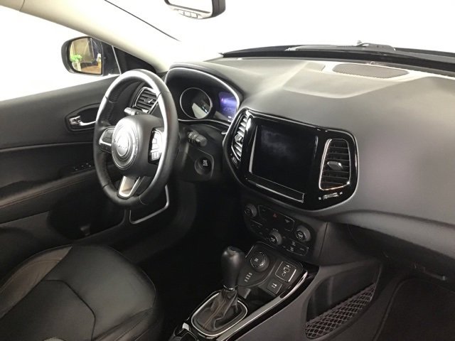 Used 2020 Jeep Compass Limited image 22