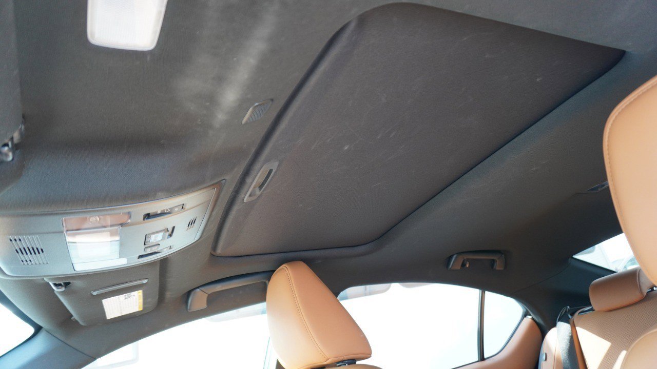 Used 2023 Lexus IS 350 F Sport image 11