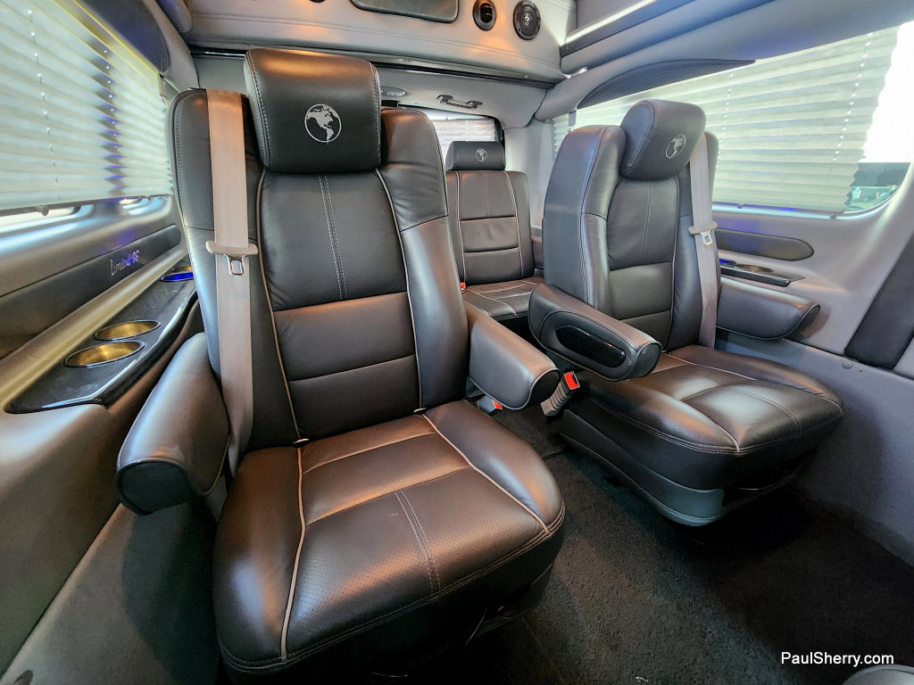 Used 2019 Ford Transit 150 148 Low Roof w/ Exterior Upgrade Package image 29