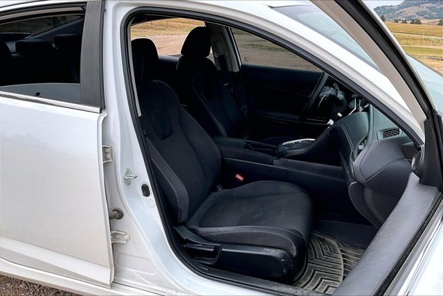 Used 2021 Honda Insight EX image 12