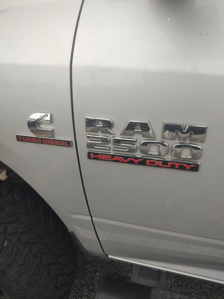 Used 2016 RAM 2500 Tradesman w/ Chrome Appearance Group AWD/4WD image 9