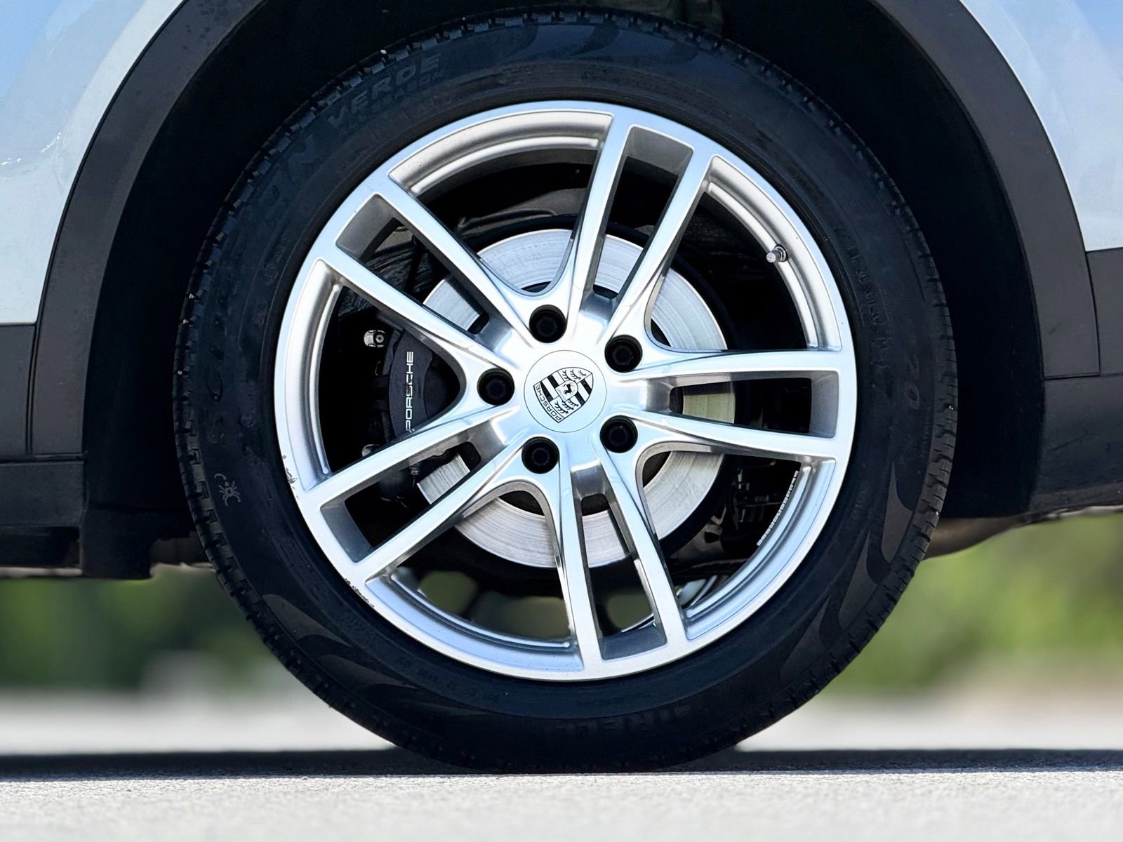 Used 2020 Porsche Cayenne AWD/4WD image 21