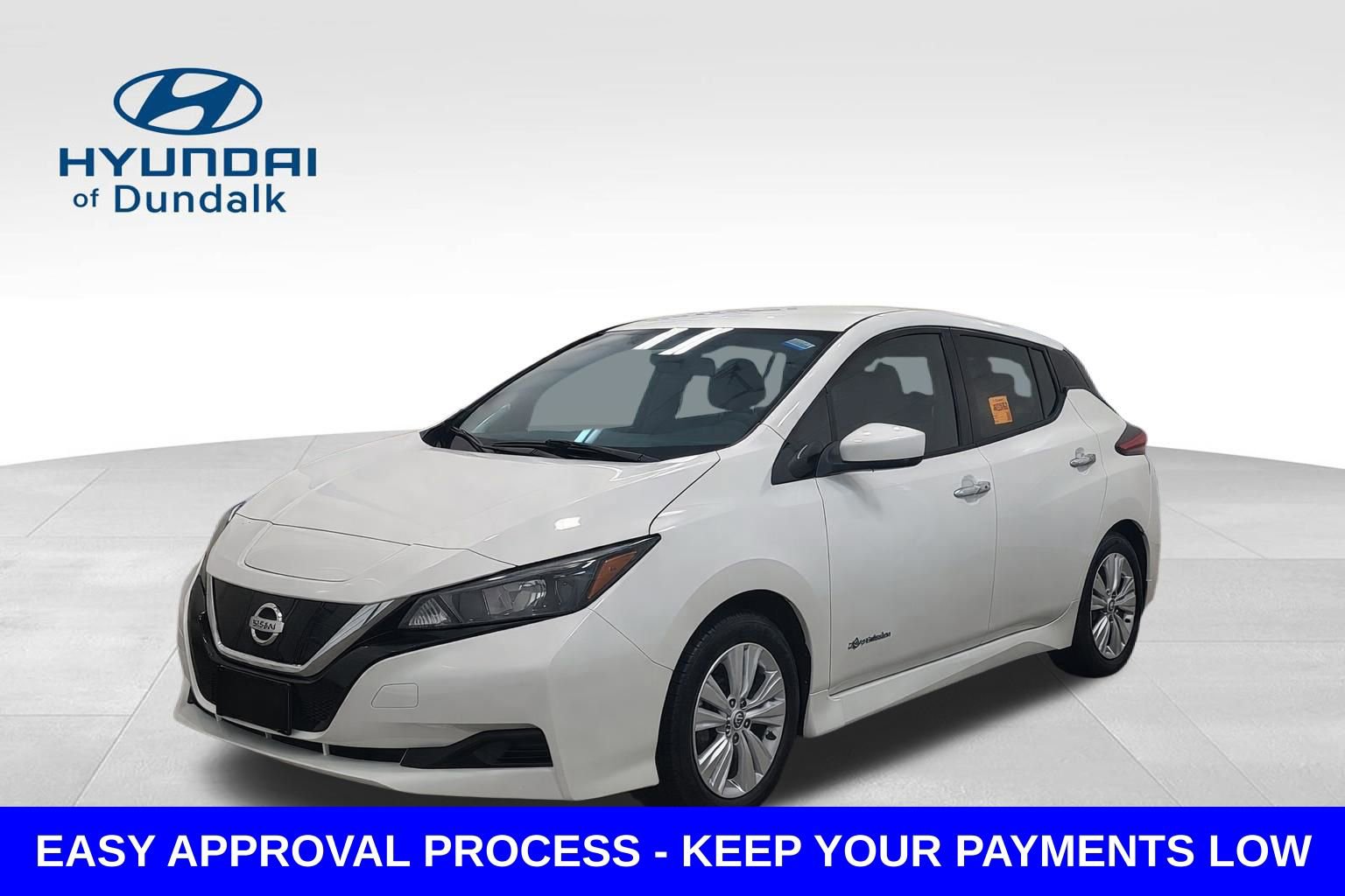 Used 2018 Nissan Leaf S w/ S Charge Package FWD image 3