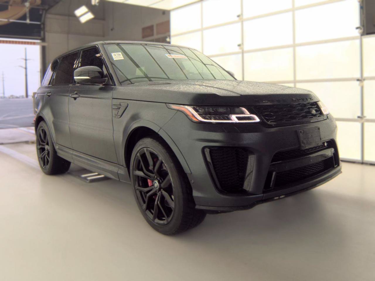 Used 2020 Land Rover Range Rover Sport SVR AWD/4WD image 1