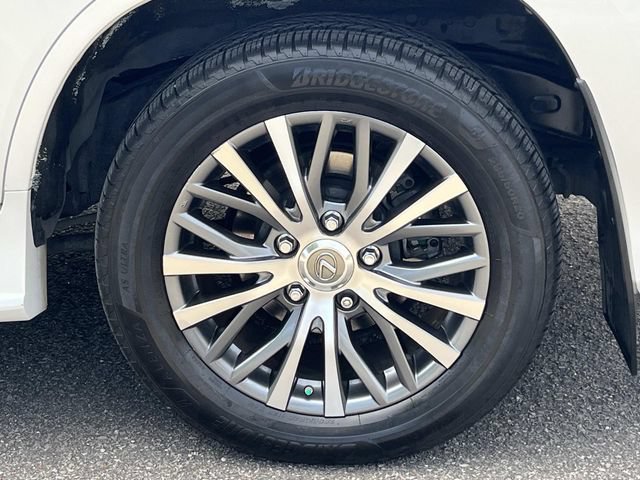 Used 2019 Lexus LX 570 4WD w/ Luxury Package image 11