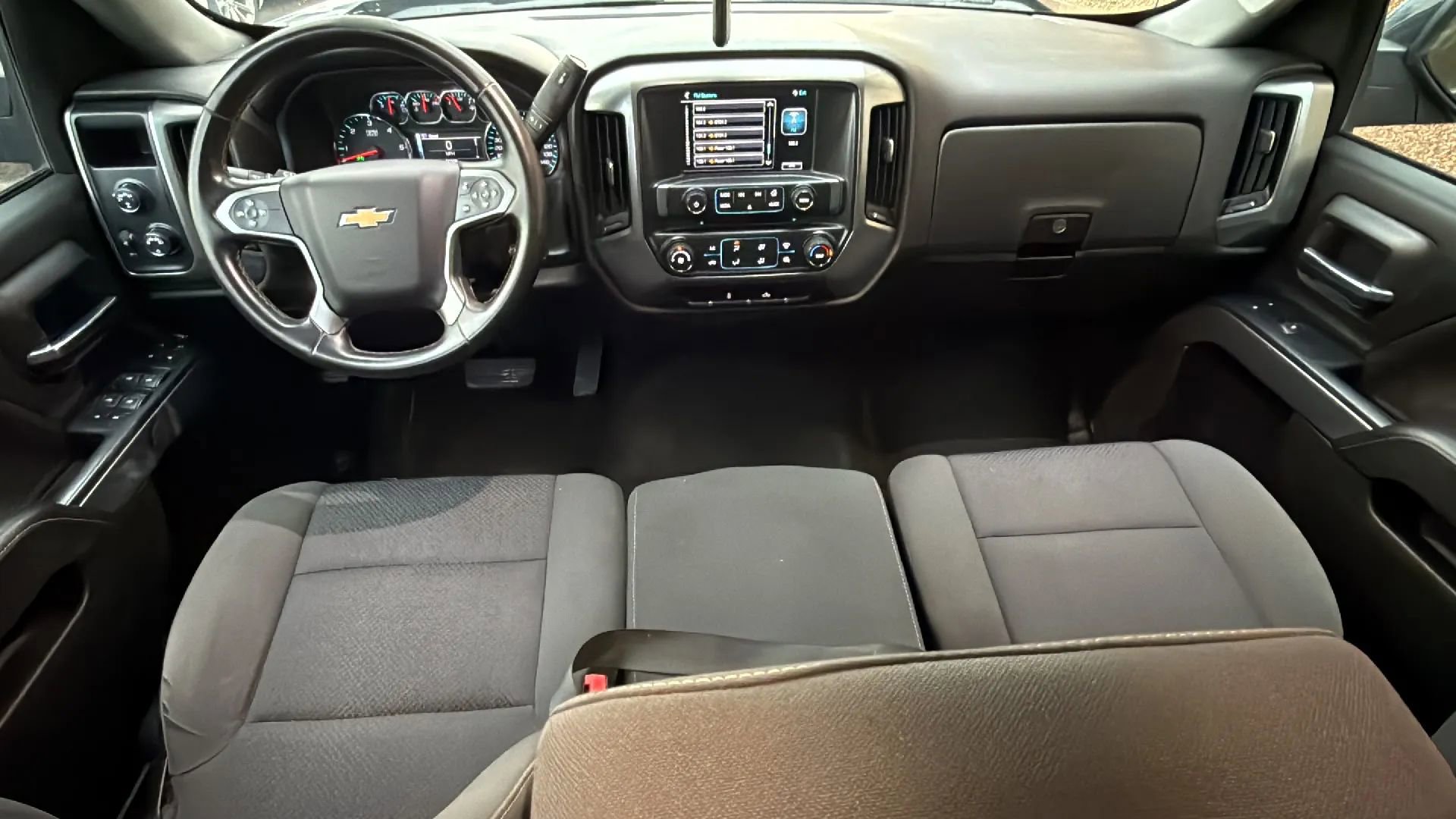 Used 2018 Chevrolet Silverado 1500 LT image 26