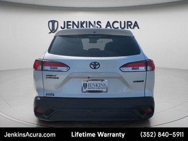 Used 2024 Toyota Corolla Cross S image 7