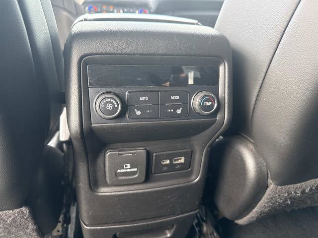 Used 2021 GMC Acadia SLT w/ Premium Package FWD image 16