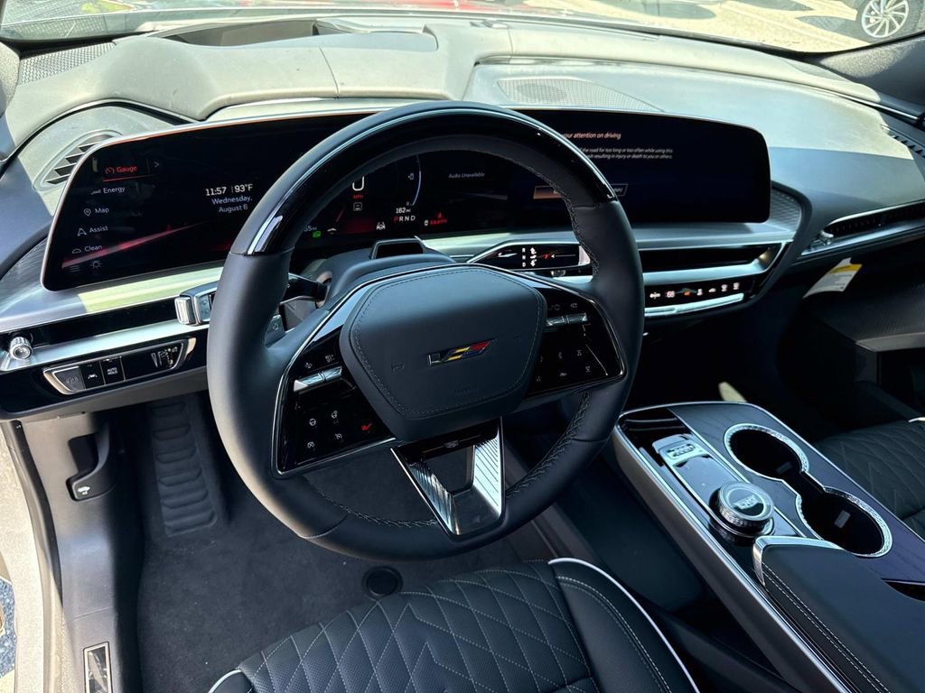 New 2026 Cadillac Lyriq V image 30