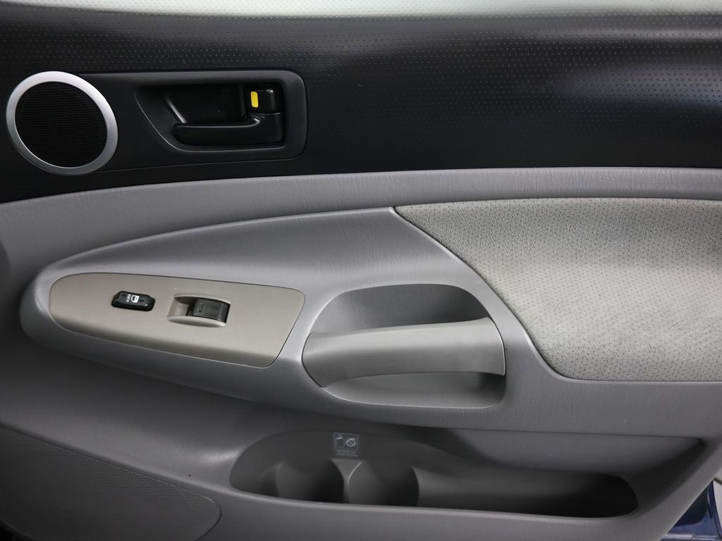 Used 2006 Toyota Tacoma 4x4 Double Cab w/ SR5 Pkg #2 image 39