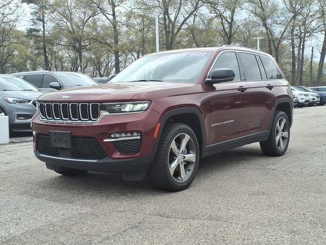 Used 2022 Jeep Grand Cherokee Limited AWD/4WD image 3
