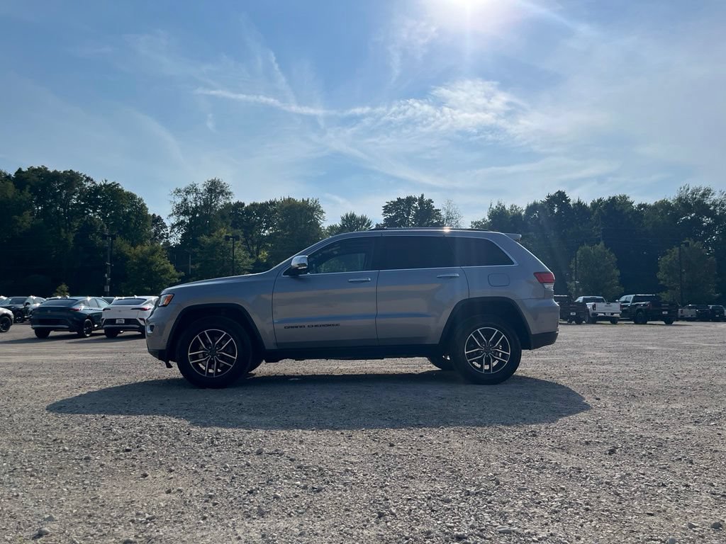 Used 2021 Jeep Grand Cherokee Limited AWD/4WD image 18
