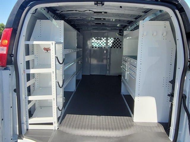 New 2026 Chevrolet Express 2500 Extended w/ Communications Package RWD image 22