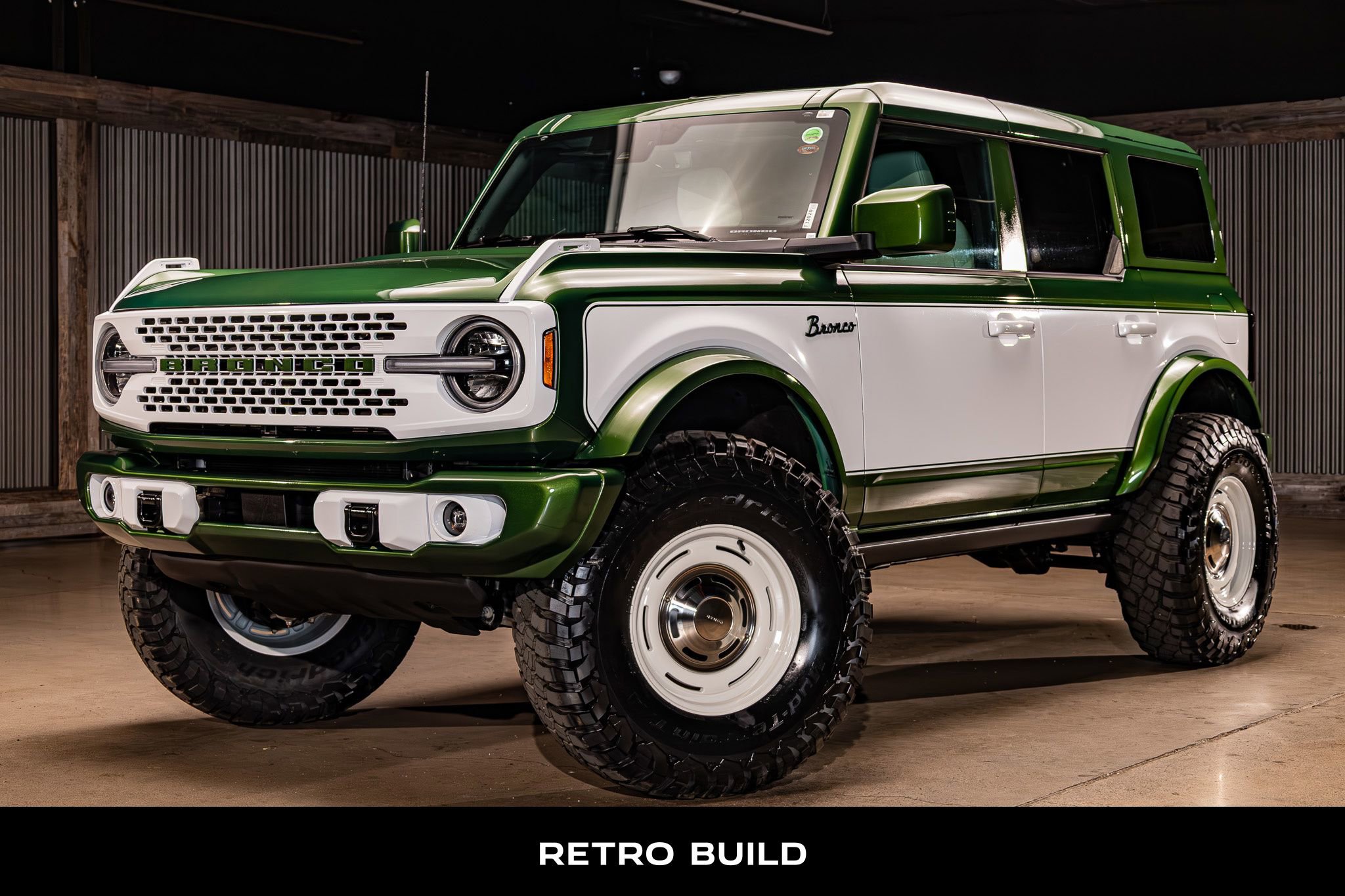 Used 2025 Ford Bronco Badlands image 5