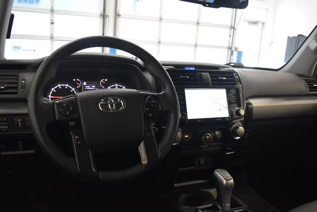 Used 2021 Toyota 4Runner TRD Off-Road Premium w/ Moonroof Package AWD/4WD image 22