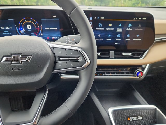 New 2027 Chevrolet Equinox ACTIV w/ Safety and Technology Package FWD image 26