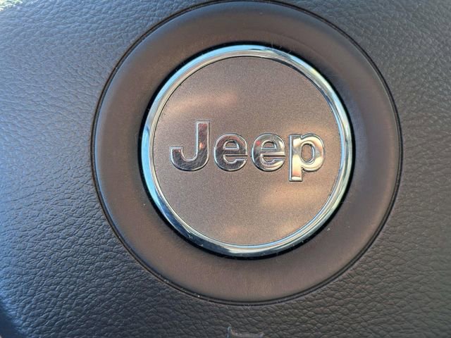 Certified 2019 Jeep Cherokee Limited w/ Technology Group image 38