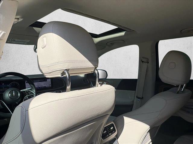 Used 2025 Mercedes-Benz GLE 350 4MATIC image 16