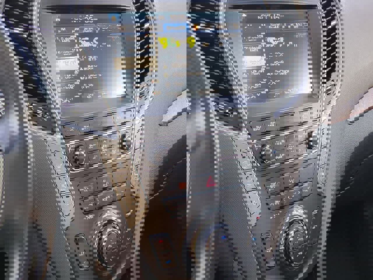 Used 2017 Hyundai Santa Fe Limited image 30