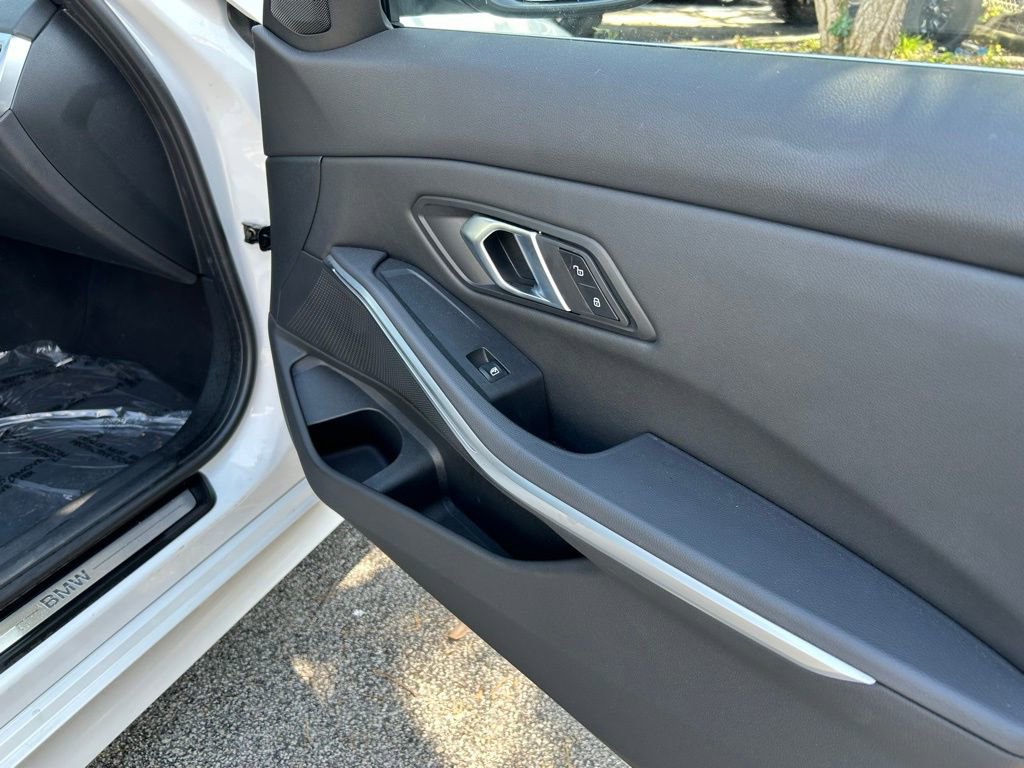 Used 2025 BMW 330i xDrive 330i xDrive image 30