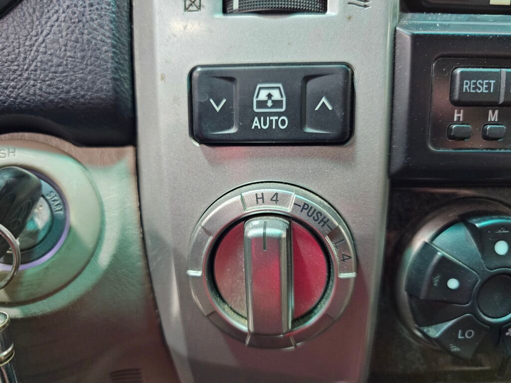 Used 2003 Toyota 4Runner Limited AWD/4WD image 25