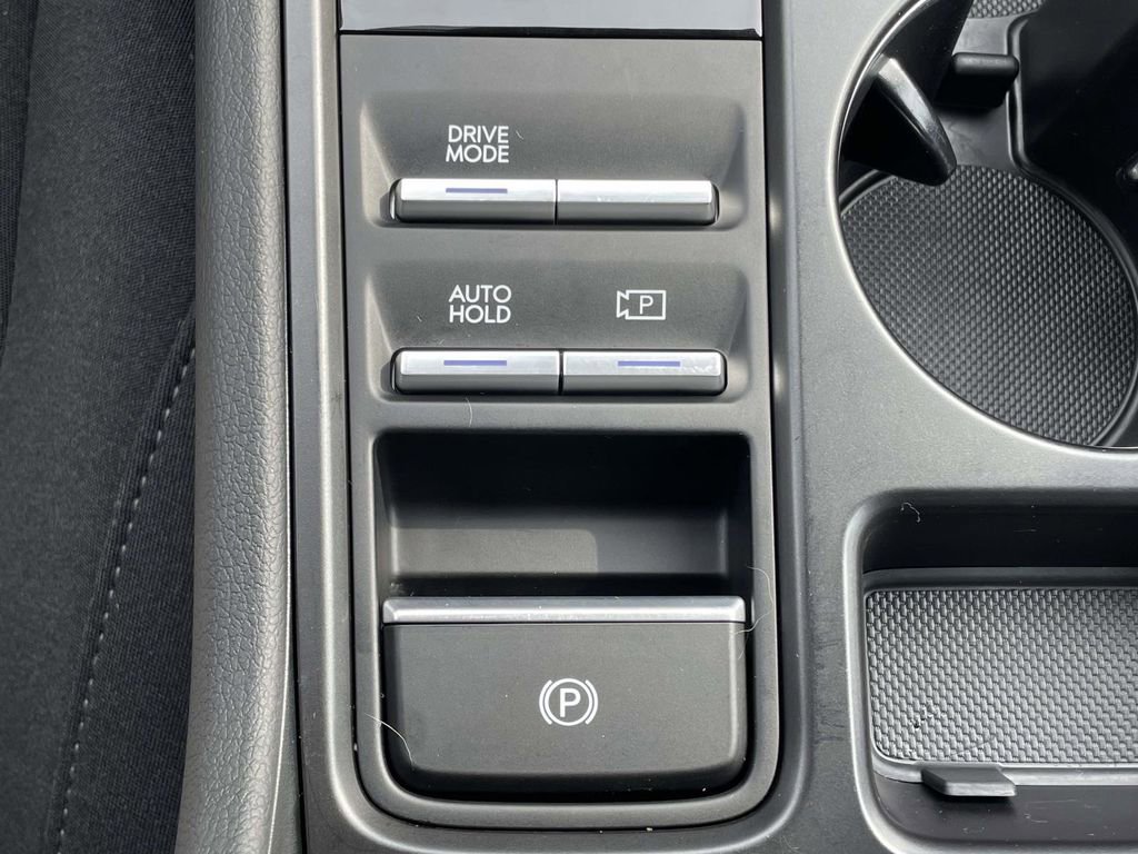 Certified 2025 Hyundai Sonata SE image 20