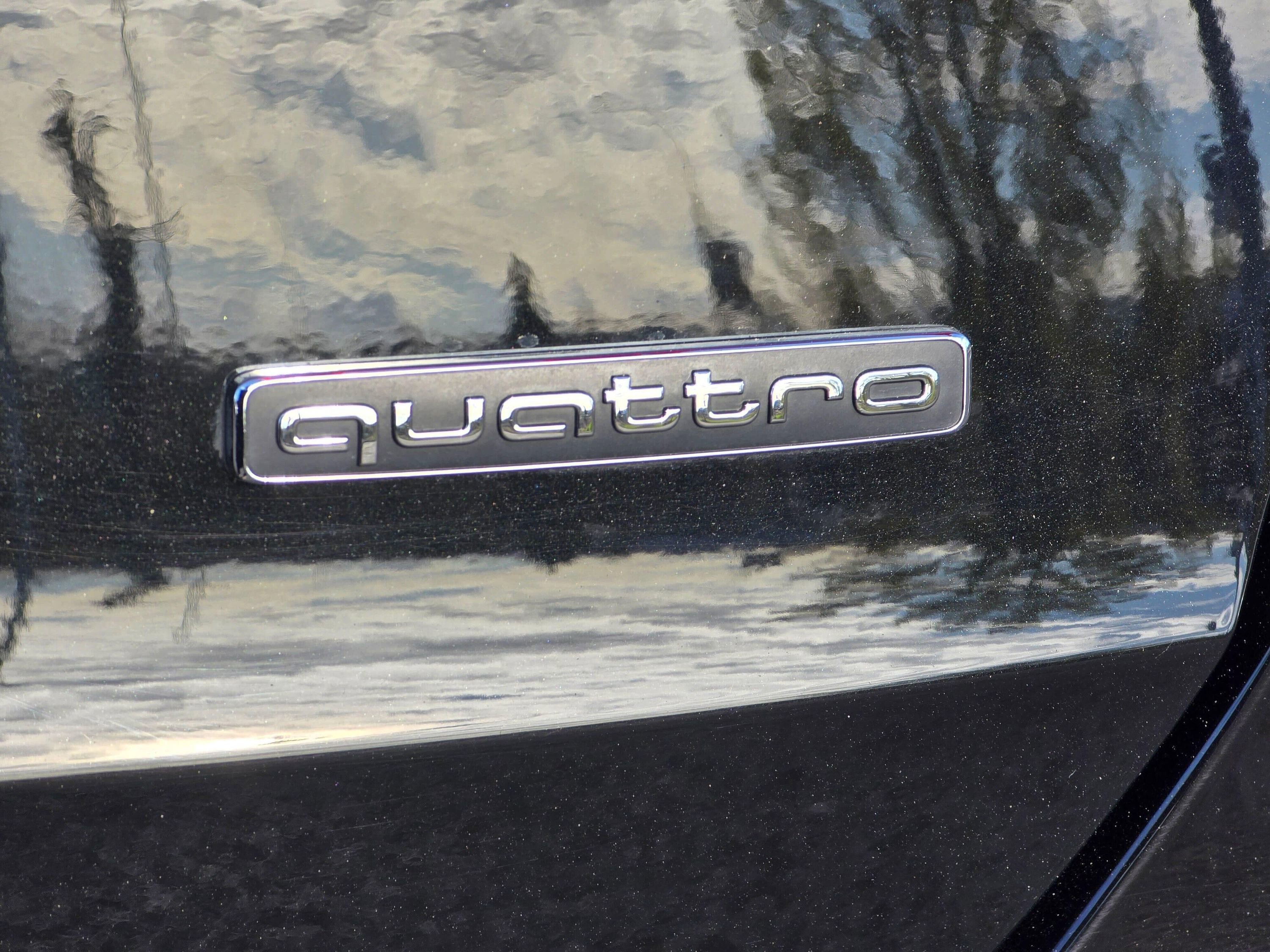 Used 2024 Audi Q3 2.0T Premium Plus image 33